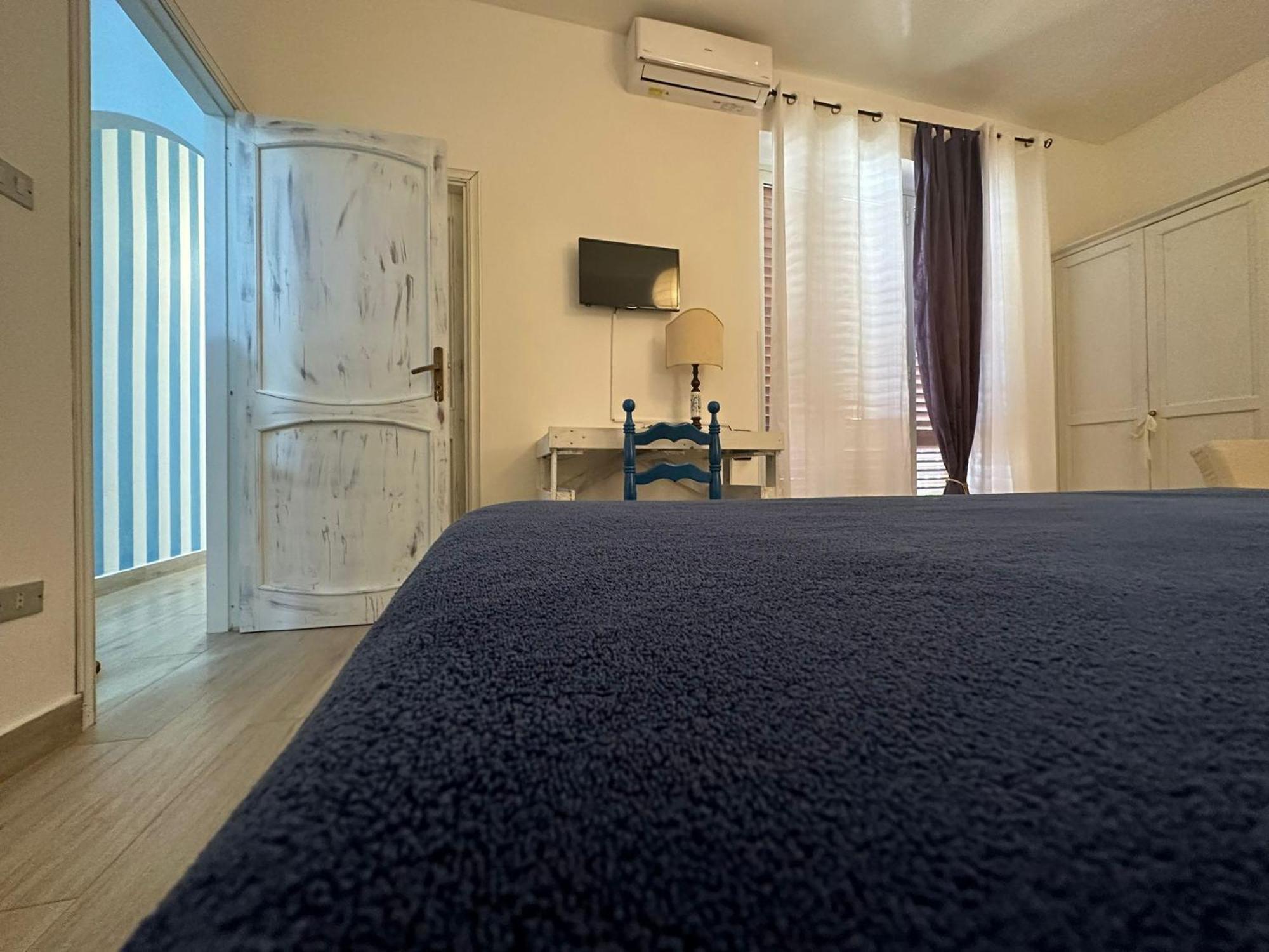 Civico 98 Hotel Milazzo Buitenkant foto
